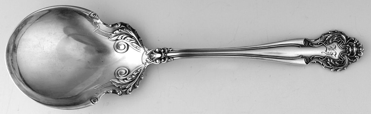 Cedric (Silverplate, 1906) Solid Smooth Berry/Casserole Spoon by International Silver-1