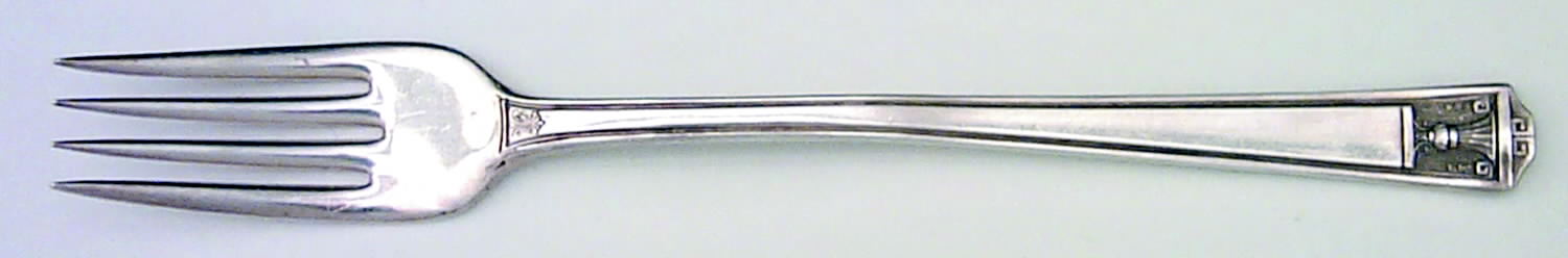Century (Silverplate, 1923) Grille Fork (Viande) by International Silver-1