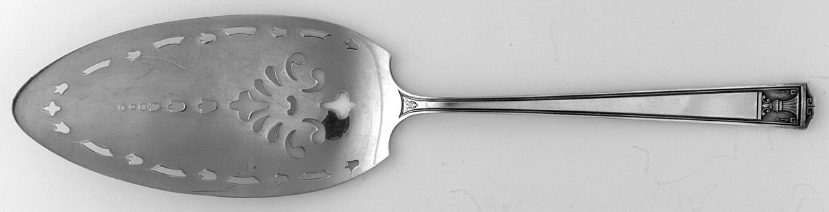 Century (Silverplate, 1923) Solid Pierced Pie Server by International Silver-1