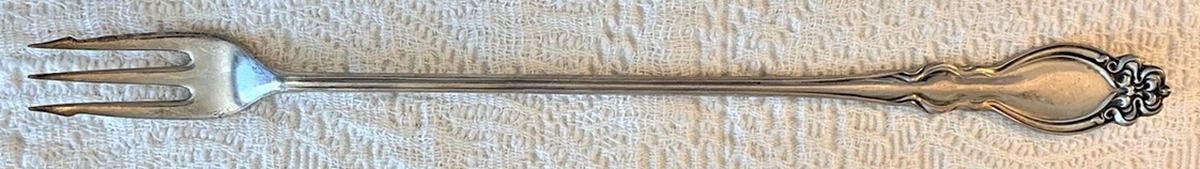 Chatsworth-Chalon (Silverplate, 1906) Long Handle Pickle/Olive Fork by International Silver-1