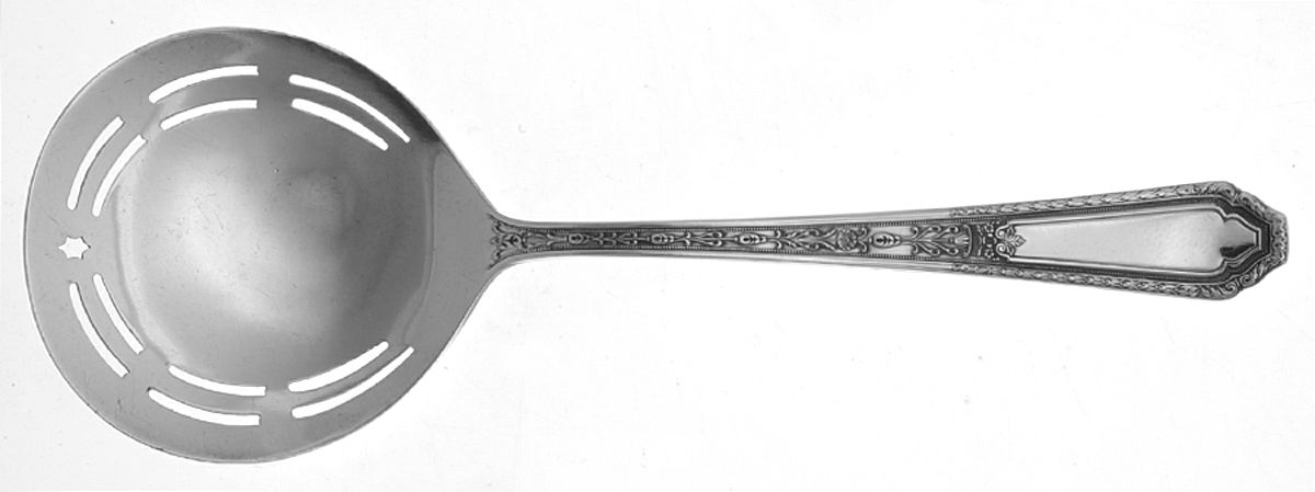 Chalfonte (Silverplate, 1926) Tomato Server, Solid Piece by International Silver-1
