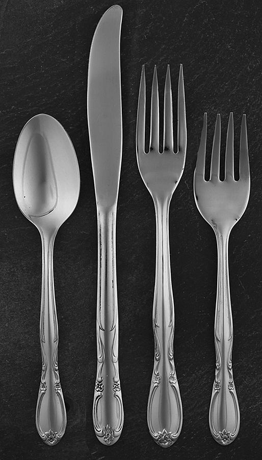 Chapel Hill (Stainless) 4 Piece Place Setting by International Silver-1