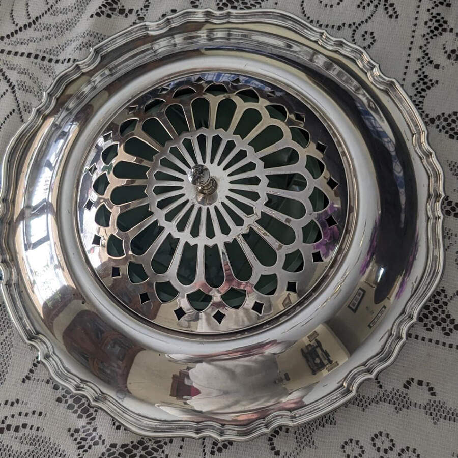 Chippendale (Silverplate, Hollowware, Four Toe) Footed Plated Round Centerpiece by International Silver-1