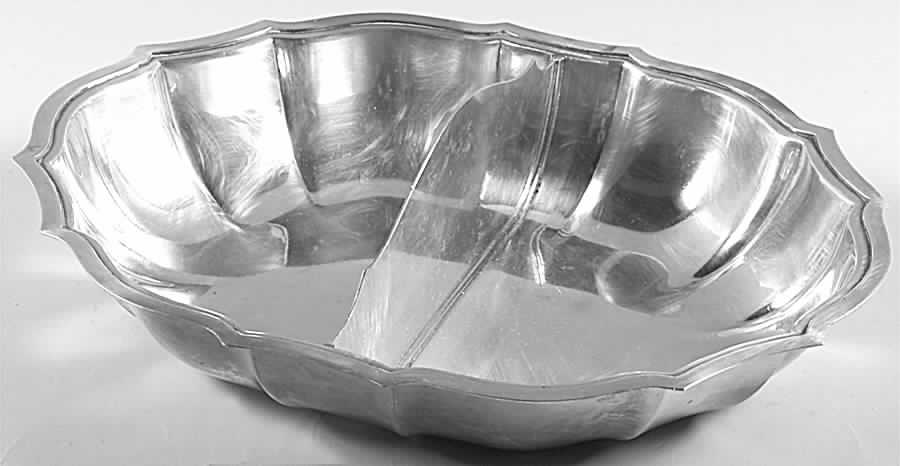 Chippendale (Silverplate, Hollowware, Four Toe) Plated Divided Oval Vegetable Bowl by International Silver-1