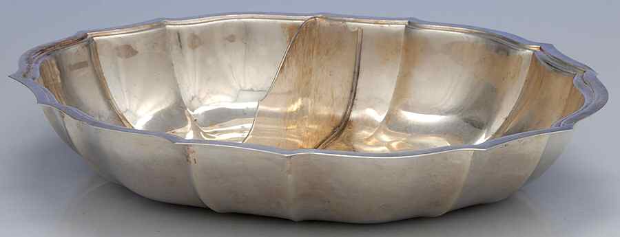 Chippendale (Silverplate, Hollowware, Four Toe) Double Vegetable Bowl-No Lid by International Silver-1