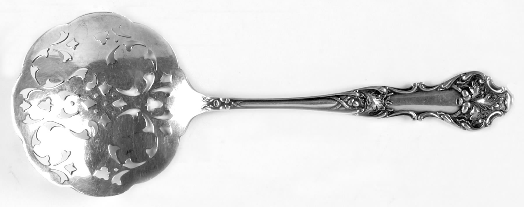 Charter Oak (Silverplate, 1906) Tomato Server, Solid Piece by International Silver-1