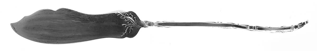 Charter Oak (Silverplate, 1906) Flat Twisted Handle Master Butter Knife by International Silver-1