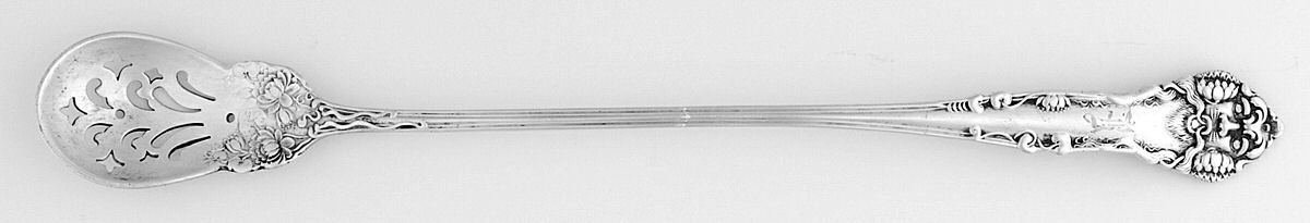 Cleone (Sterling, 1900) Pierced Bowl Long Handle Olive Spoon by International Silver-1