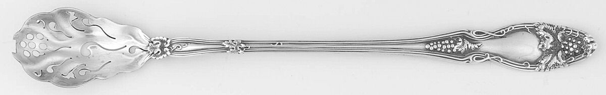 Cloeta (Sterling, 1904) Pierced Bowl Long Handle Olive Spoon by International Silver-1