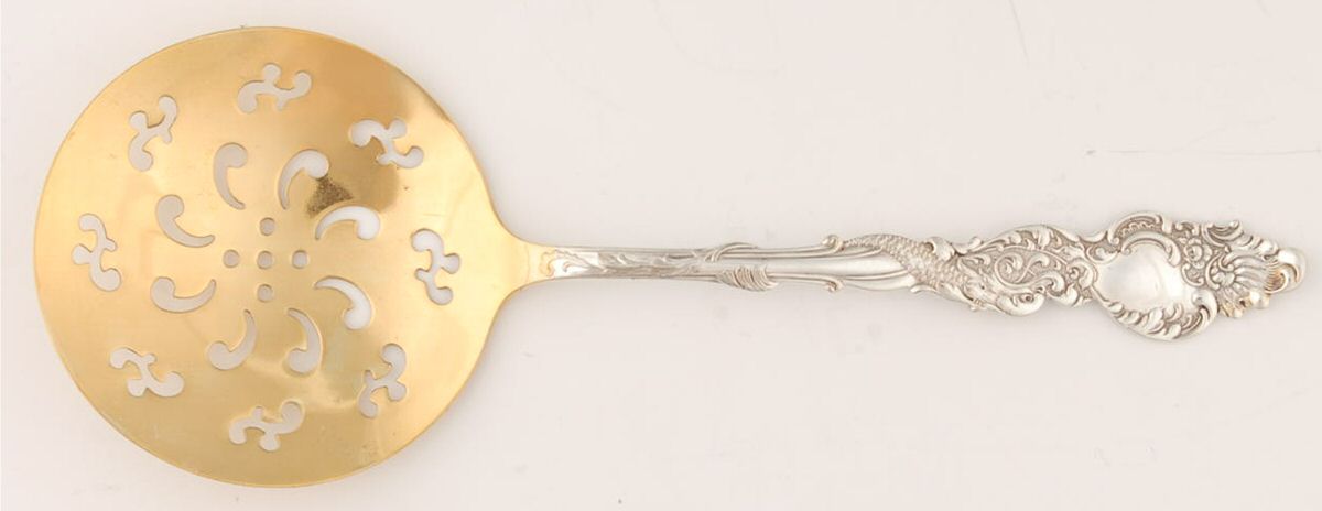 Columbia (Silverplate, 1893) Tomato Server, Solid Piece by International Silver-1