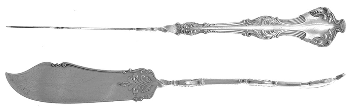 Crest (Silverplate, 1906, No Monograms) Flat Twisted Handle Master Butter Knife by International Silver-1