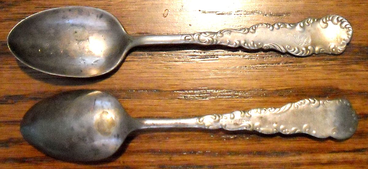 Cromwell (Silverplate, 1895) Teaspoon by International Silver-1