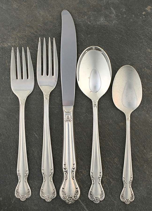 Daybreak-Elegant Lady (Silverplate, 1952) 5 Piece Place Setting by International Silver-1