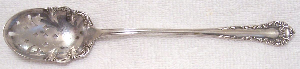 Diana (Sterling, 1900, No Monograms) Pierced Bowl Short Handle Olive Spoon by International Silver-1