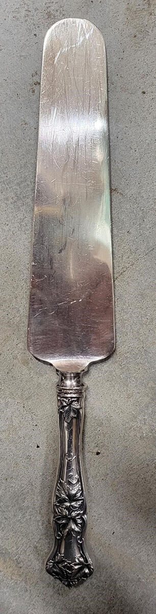 Edgewood (Sterling, 1909) Cake Server Silverplate Blade by International Silver-1