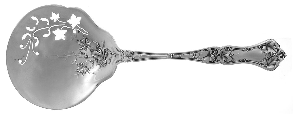 Edgewood (Sterling, 1909) Tomato Server, Solid Piece by International Silver-1