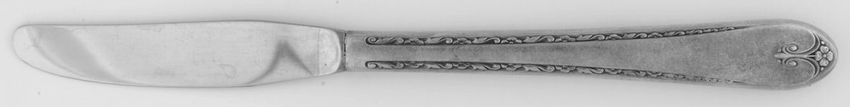 Exquisite (Silverplate, 1940) Modern Hollow Grille Knife by International Silver-1