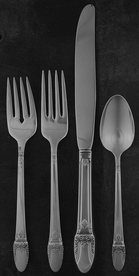 First Love (Silverplate, 1937) 4 Piece Place Setting by International Silver-1