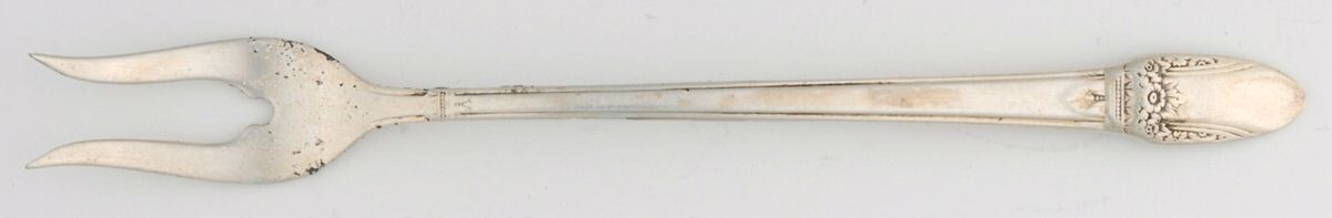First Love (Silverplate, 1937) Short Handle Pickle/Olive Fork by International Silver-1