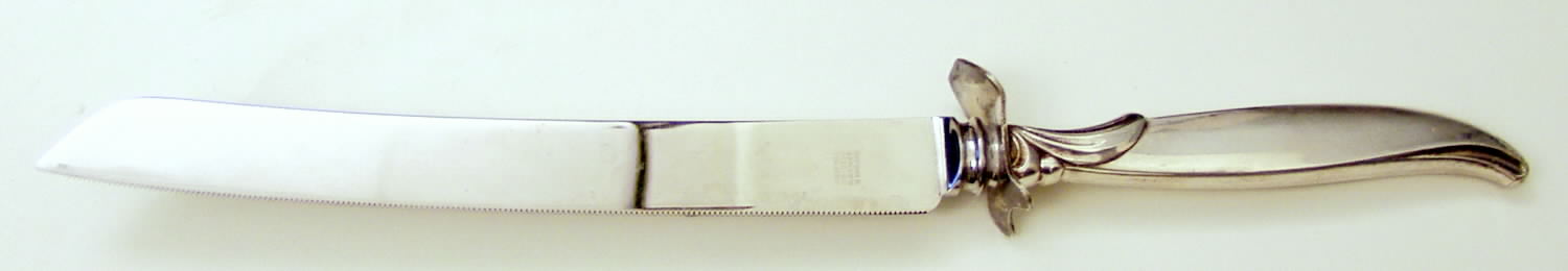 Flair (Silverplate, 1956) Wedding Cake Knife with Stainless Blade by International Silver-1