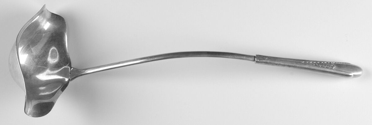Gardenia (Silverplate, 1941) Punch Ladle with Silverplate Bowl by International Silver-1