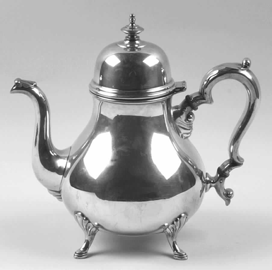 Georgian Court (Silverplate, Hollowware) Teapot by International Silver-1