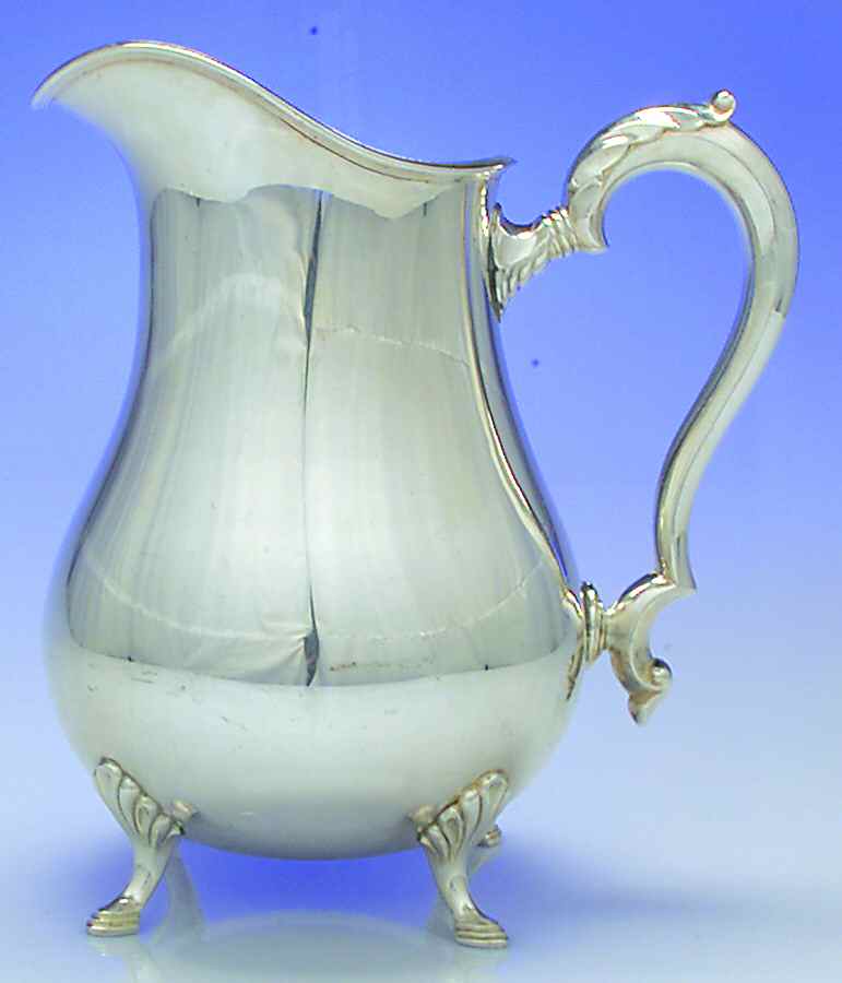 Georgian Court (Silverplate, Hollowware) Silverplate Water Pitcher by International Silver-1