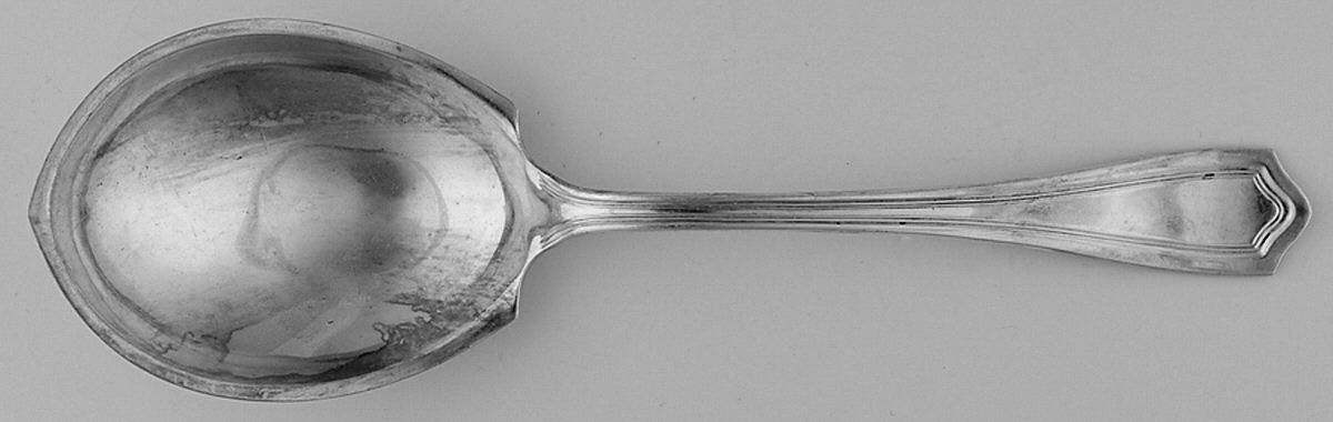 Governor Bradford (Sterling, 1913) Small Solid Berry/Casserole Spoon by International Silver-1
