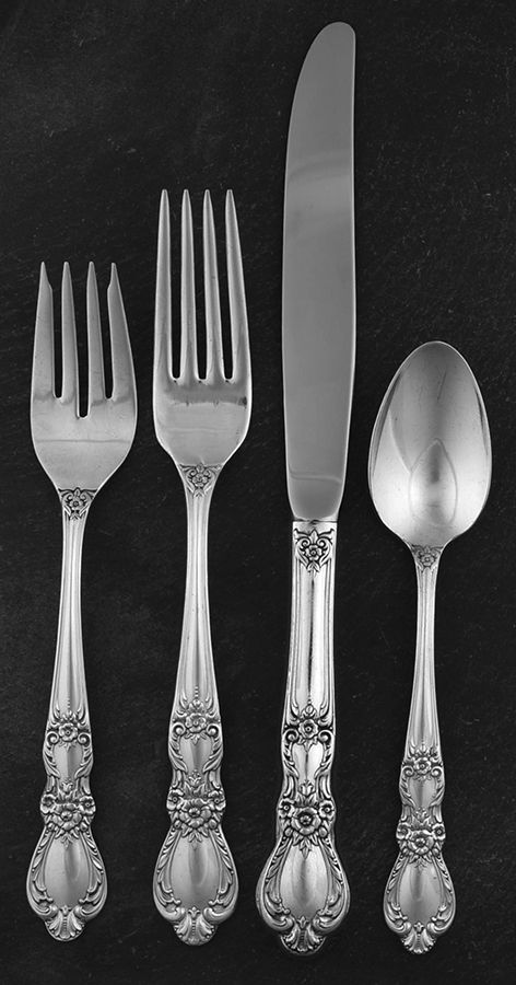 Heritage (Silverplate, 1953) 4 Piece Place Setting by International Silver-1