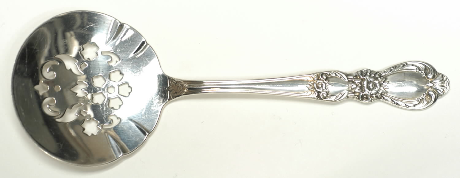 Heritage (Silverplate, 1953) Tomato Server, Solid Piece by International Silver-1