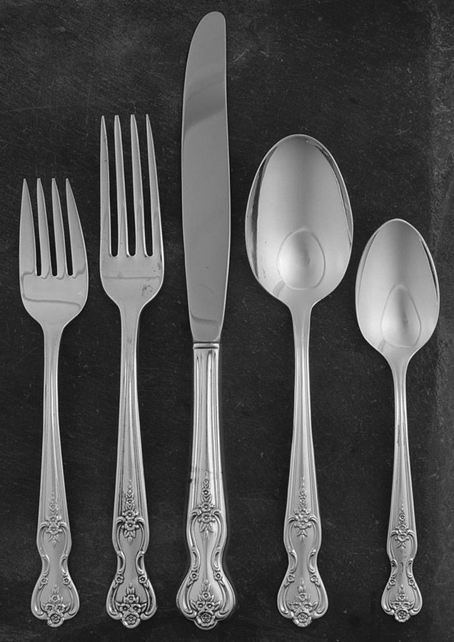 Inspiration-Magnolia (Silverplate-1951) 5 Piece Place Setting by International Silver-1