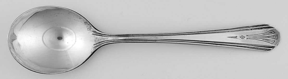 Ivanhoe (Silverplate, 1936) Round Bowl Soup Spoon (Gumbo) by International Silver-1