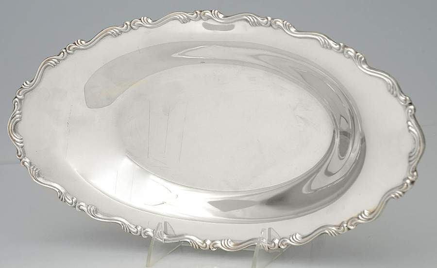 Joanne (Silverplate, Hollowware) 14" Bread Tray by International Silver-1