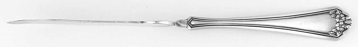 Kensington (Silverplate, 1912) Flat Twisted Handle Master Butter Knife by International Silver-1