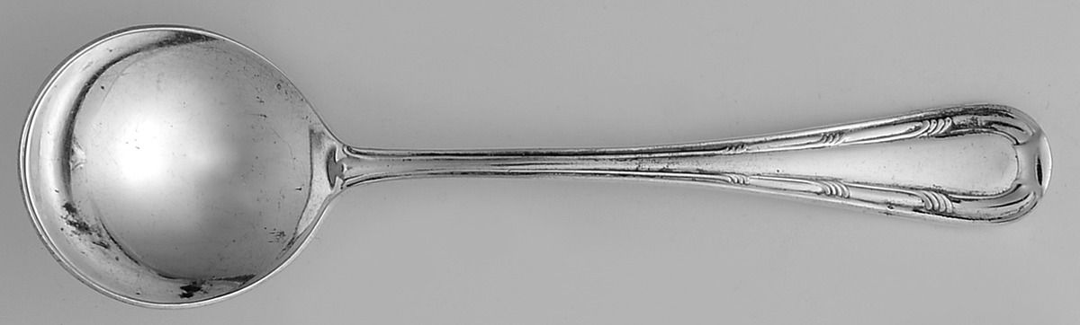 King George (Silverplate, 1921) Round Bowl Soup Spoon (Bouillon) by International Silver-1