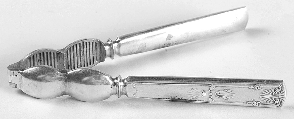 Kings (Silverplate, 1977, No Wings) Solid Nut Cracker by International Silver-1