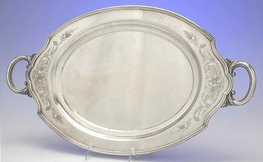 Lady Mary (Silverplate, Hollowware) Medium Silverplate Waiter Tray by International Silver-1