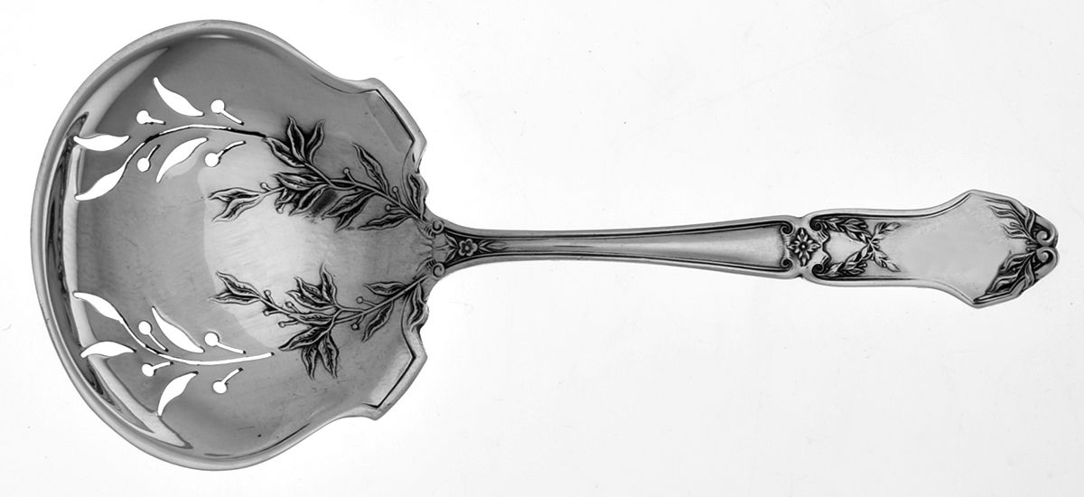 La Rochelle (Sterling, 1909) Solid Bon Bon Spoon with Pierced Bowl by International Silver-1
