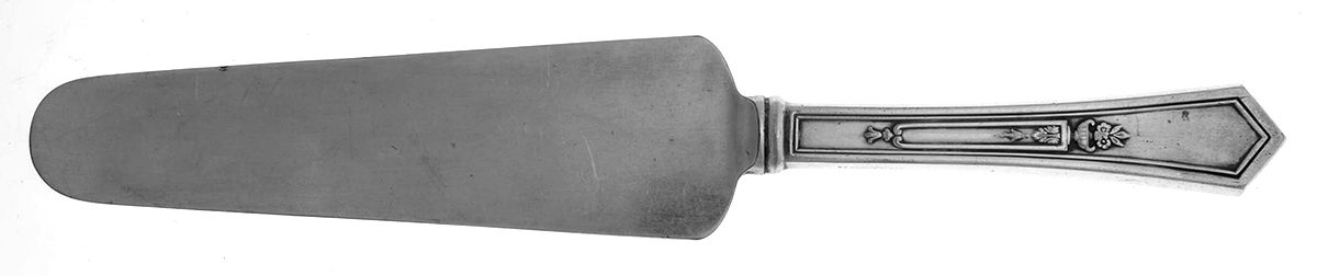 La Touraine (Silverplate, 1920) Pie Server with Silverplate Blade by International Silver-1
