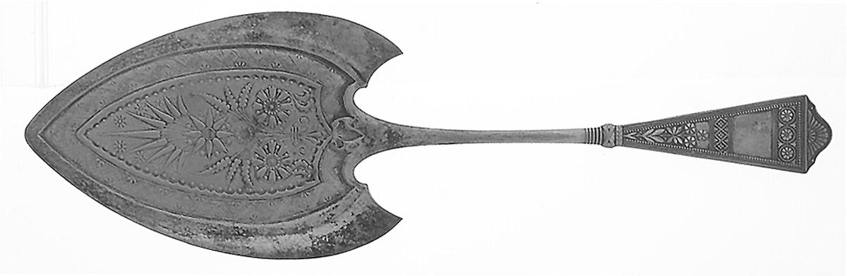 Laurel (Silverplate, 1878) Solid Pie Server by International Silver-1