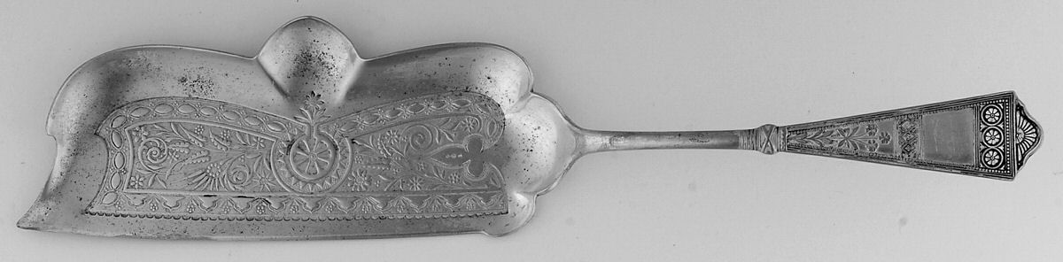 Laurel (Silverplate, 1878) Large Bright Cut Crumber Knife by International Silver-1