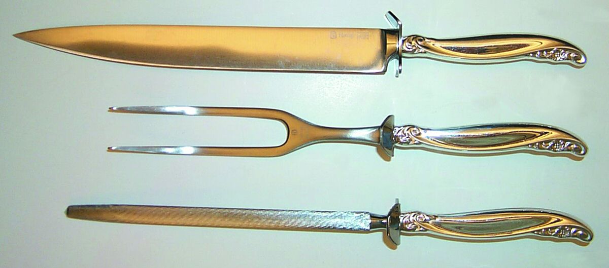 Leilani (Silverplate, 1961) Large 3-Piece Roast Carving Set w/ Stainless Blade by International Silver-1