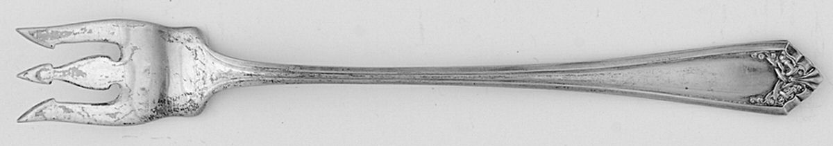 Leicester (Sterling, 1911, No Monograms) Oyster Fork by International Silver-1