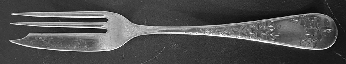 Linden (Variation) Pastry Fork by International Silver-1