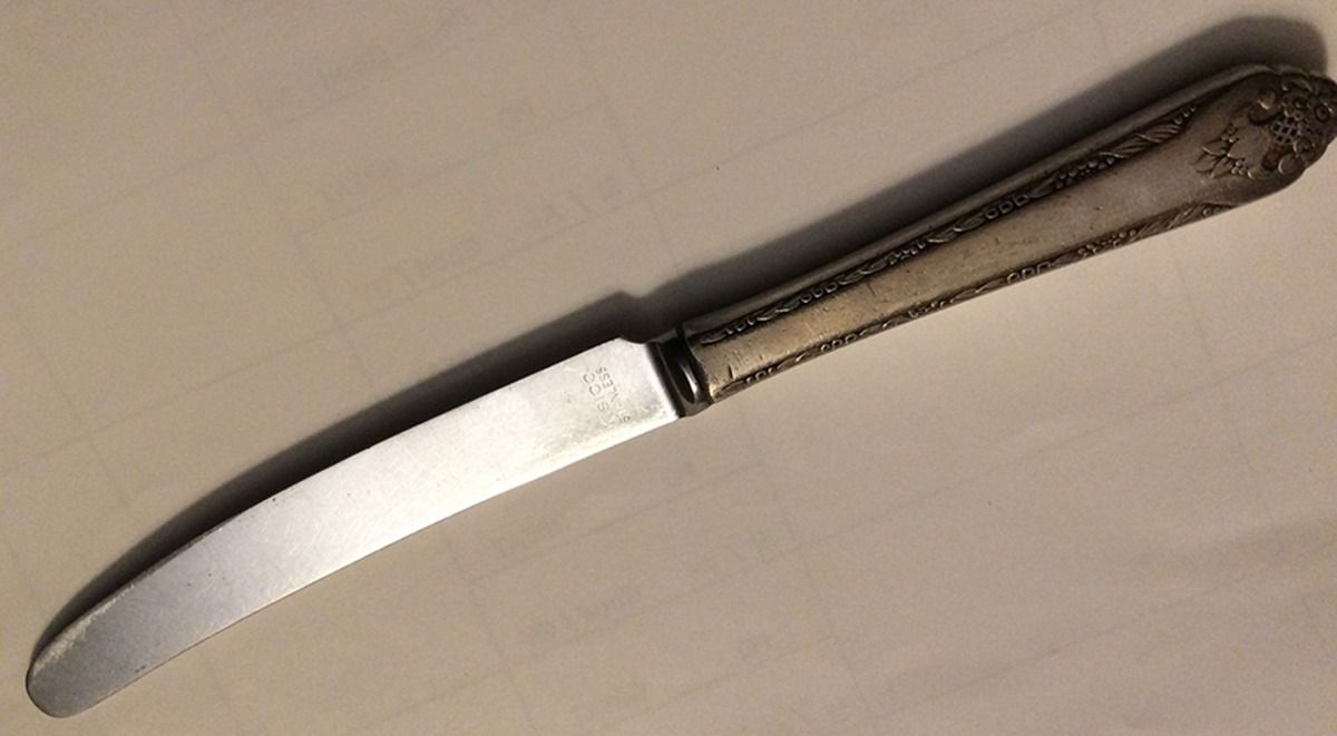 Lovely Lady (Silverplate, No Monos) Hollow Handle Youth Knife by International Silver-1