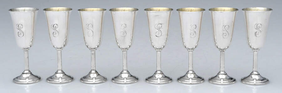 Lord Saybrook (Sterling, Hollowware) Cordial - Set of 8 with Wood Case by International Silver-3