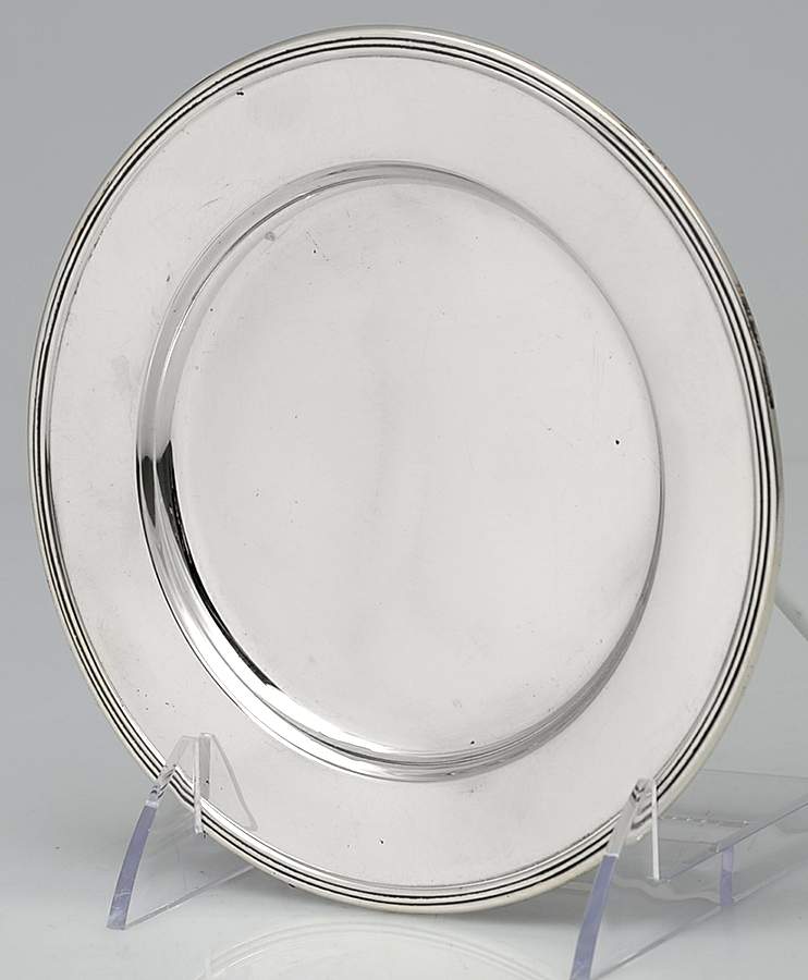 Lord Saybrook (Sterling, Hollowware) Bread Plate by International Silver-1