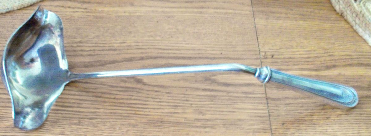 Lovelace (Silverplate) Punch Ladle with Stainless Bowl by International Silver-1