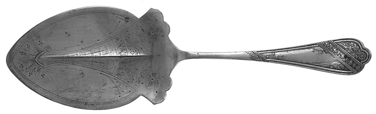 Lyonnaise (Silverplate, 1879) Large Solid Bright Cut Pie Knife by International Silver-1