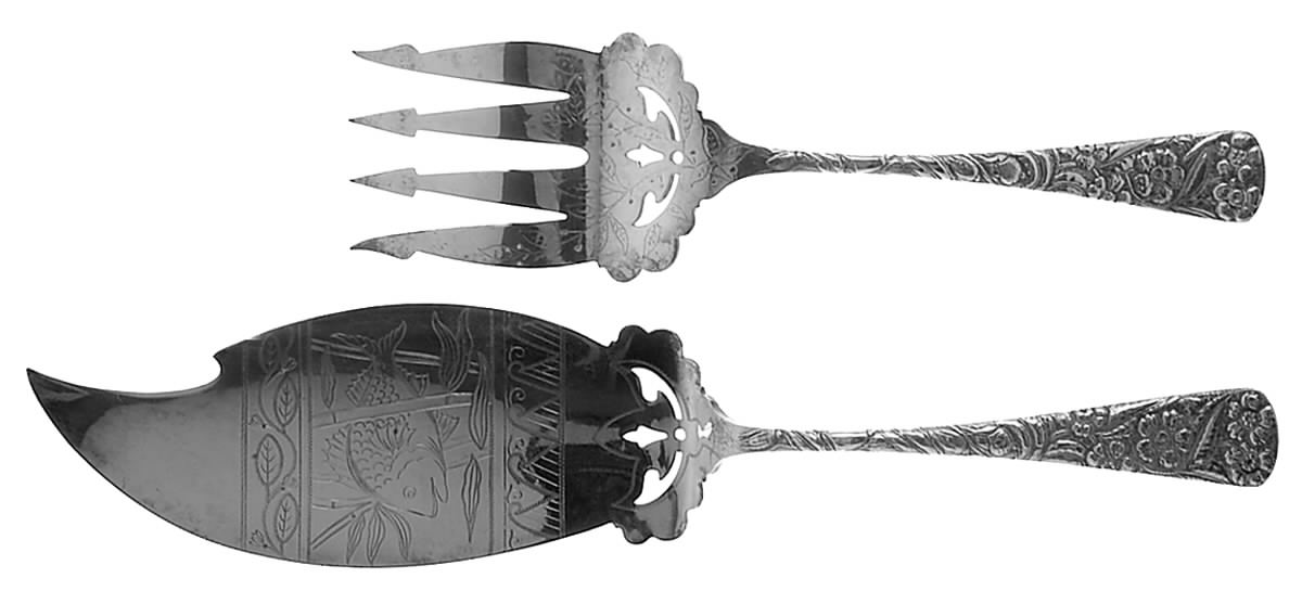 Magnolia (Silverplate, 1891) 2 Piece Large Solid Fish Serving Set by International Silver-1